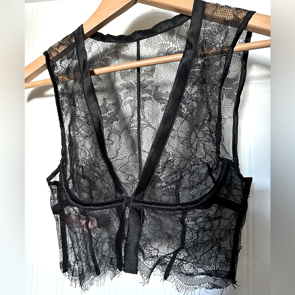 RARE discontinued AP bra top.